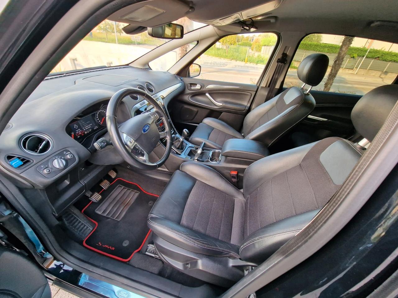 Ford S-Max 2.0 TDCi 163CV New Titanium