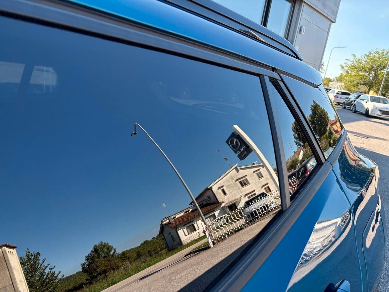 Peugeot 2008 ALLURE PureTech 100 6mt SPOTICAR
