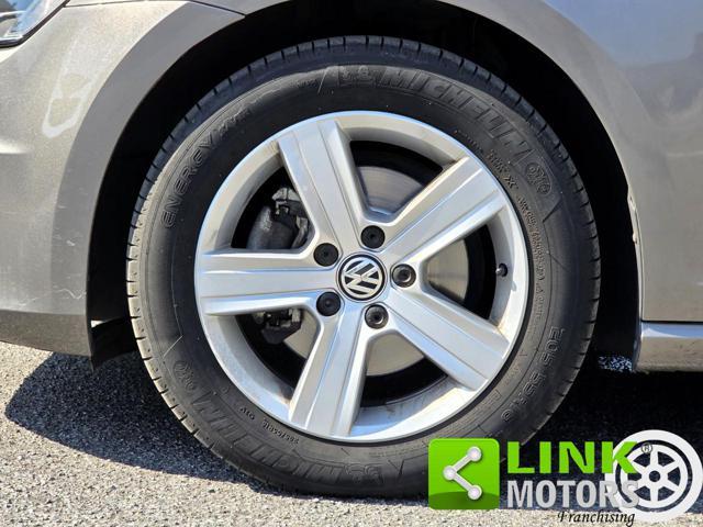 VOLKSWAGEN Golf TGI 110CV Highline DSG