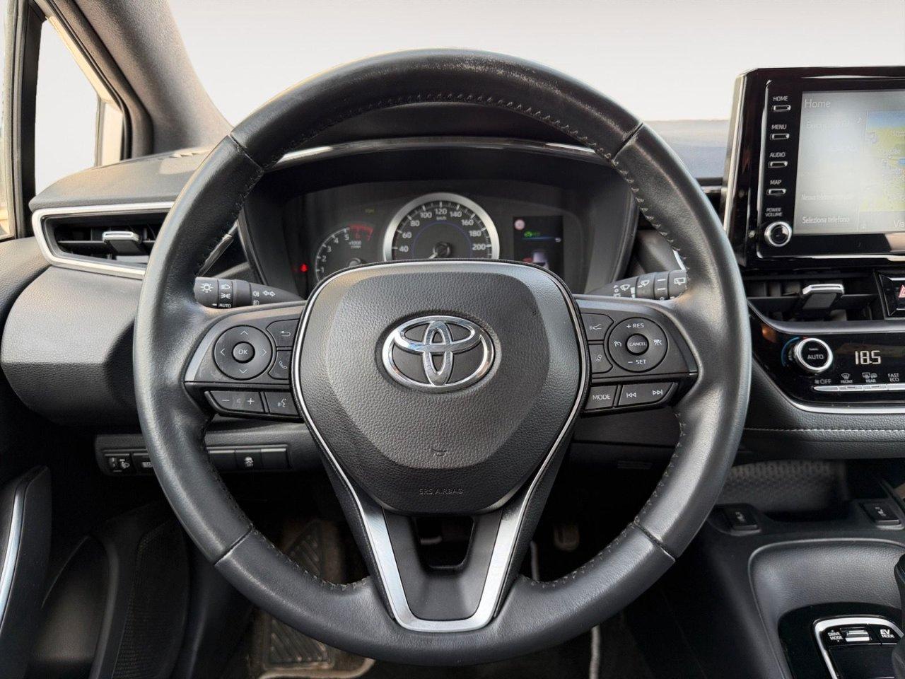 Toyota Corolla 1.8h Business cvt