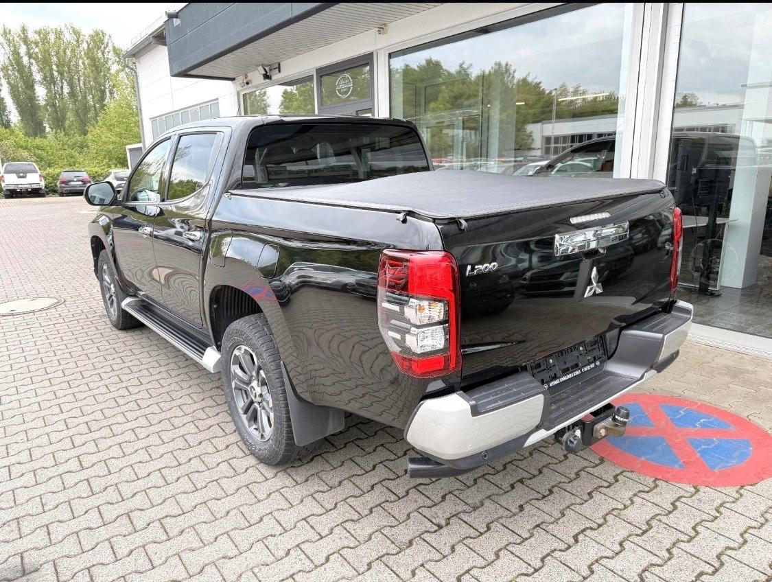 Mitsubishi L200 2.3 D Double Cab 4x4 Super Select Diamond