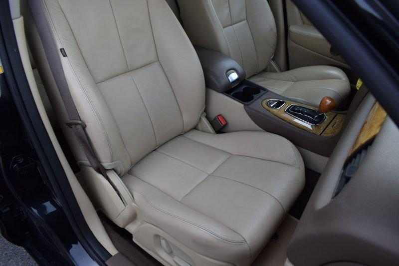 Jaguar S-Type 2.7 diesel V6 Executive
