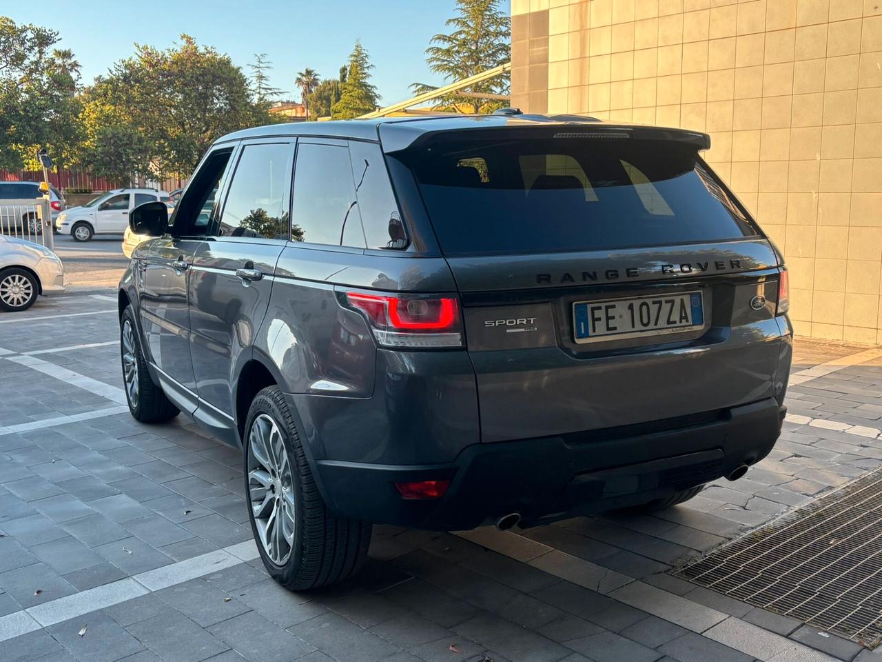 Land Rover Range Sport 3.0 TDV6 HSE Dynamic