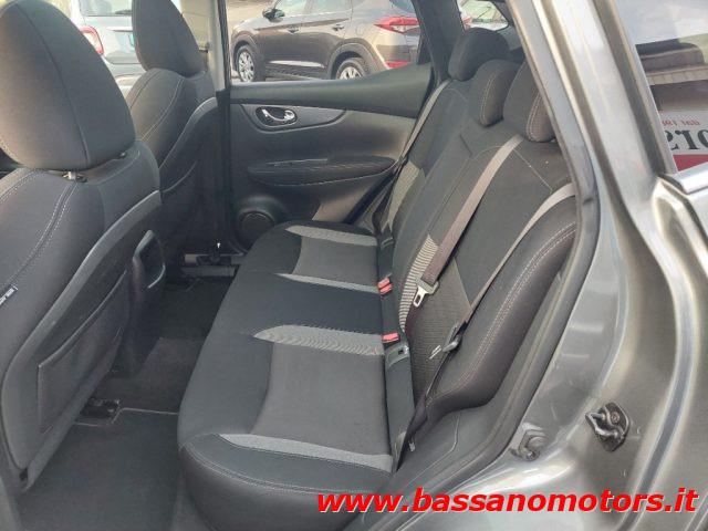 NISSAN Qashqai 1.5 dCi N-Connecta