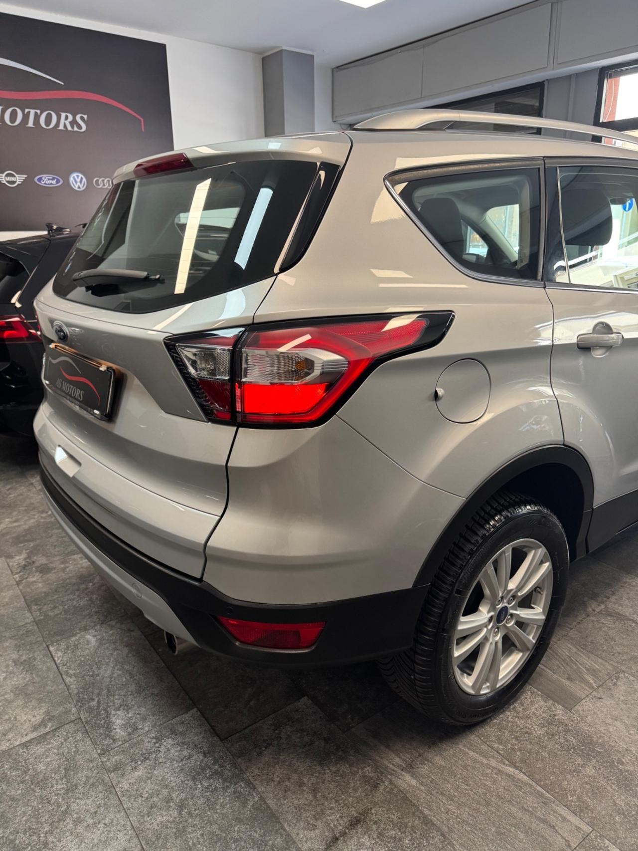 Ford Kuga 1.5 TDCI 120 CV S&S 2WD Titanium