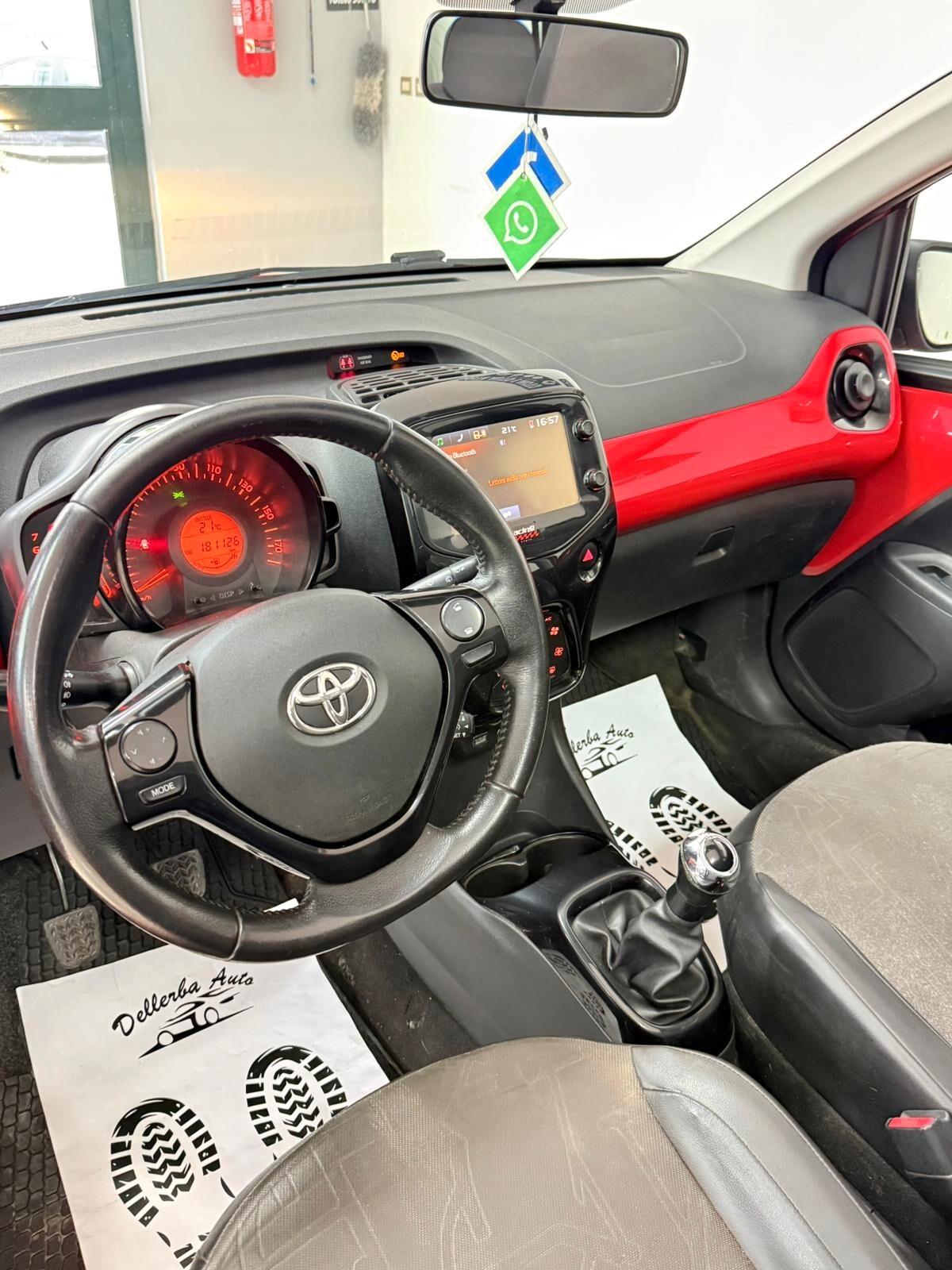 Toyota Aygo 1.0 VVT-i 69 CV 5 porte x-pure