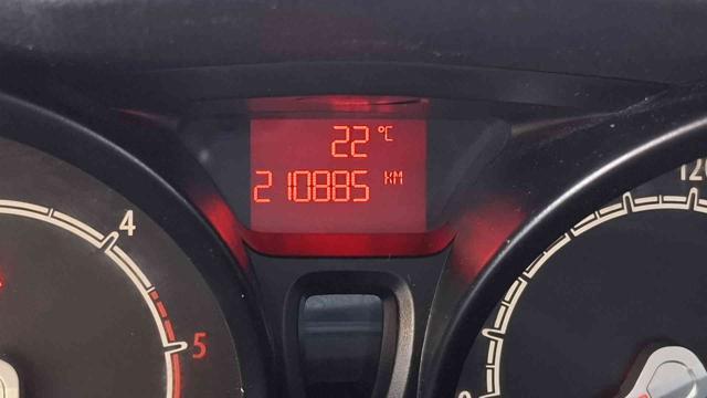 FORD Fiesta 1.6 TDCi ADATTA NEOPATENTATI