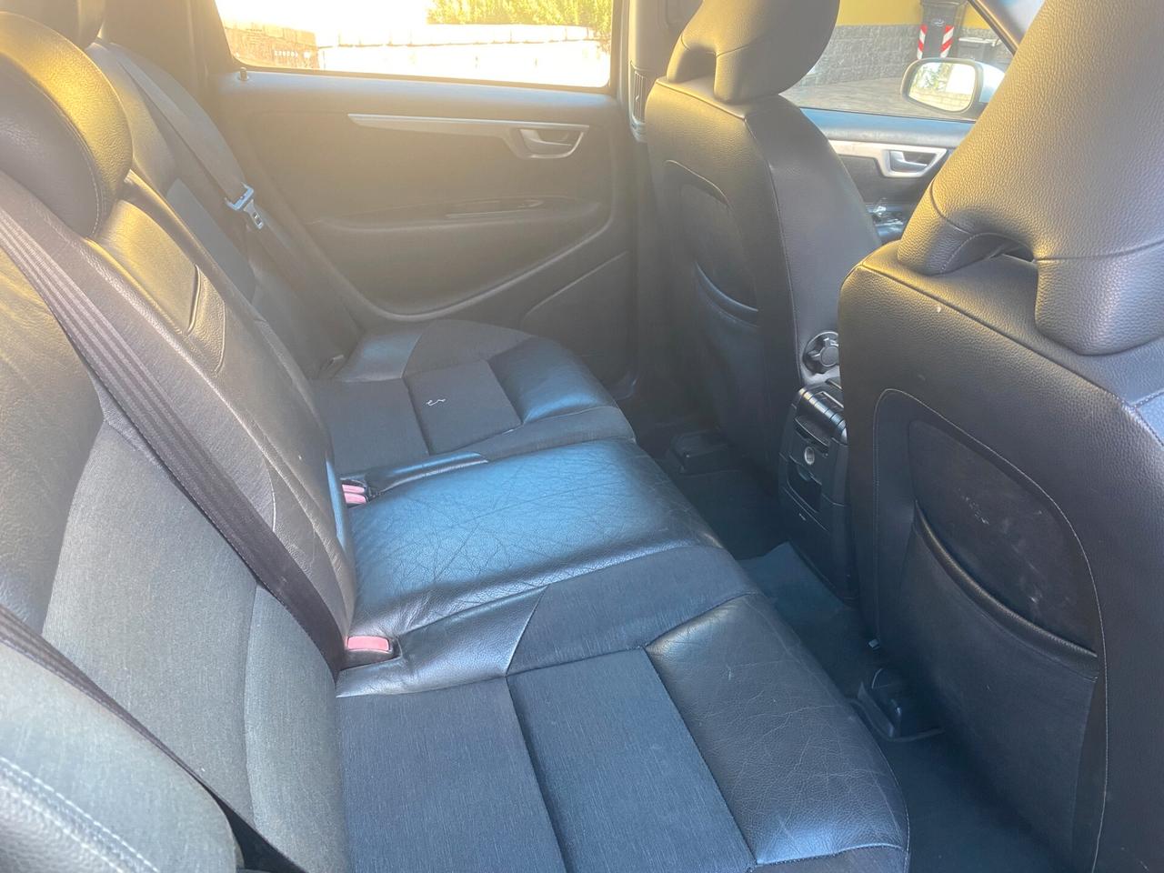 Volvo V70/XC70 V70 2.4 D5 20V cat Summum automatica