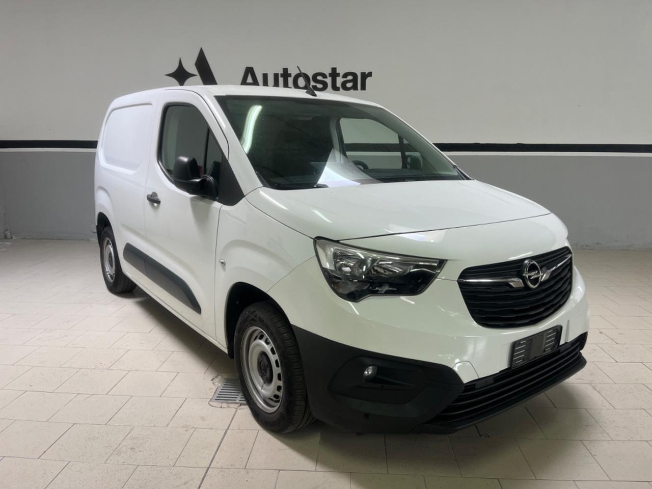 Opel combo 1.2 benzina 110cv