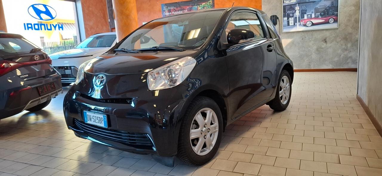 Toyota iQ 1.0 Multidrive