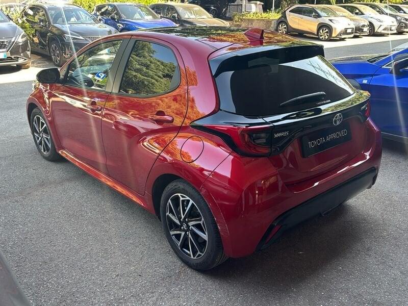 Toyota Yaris Hybrid Lounge MY22