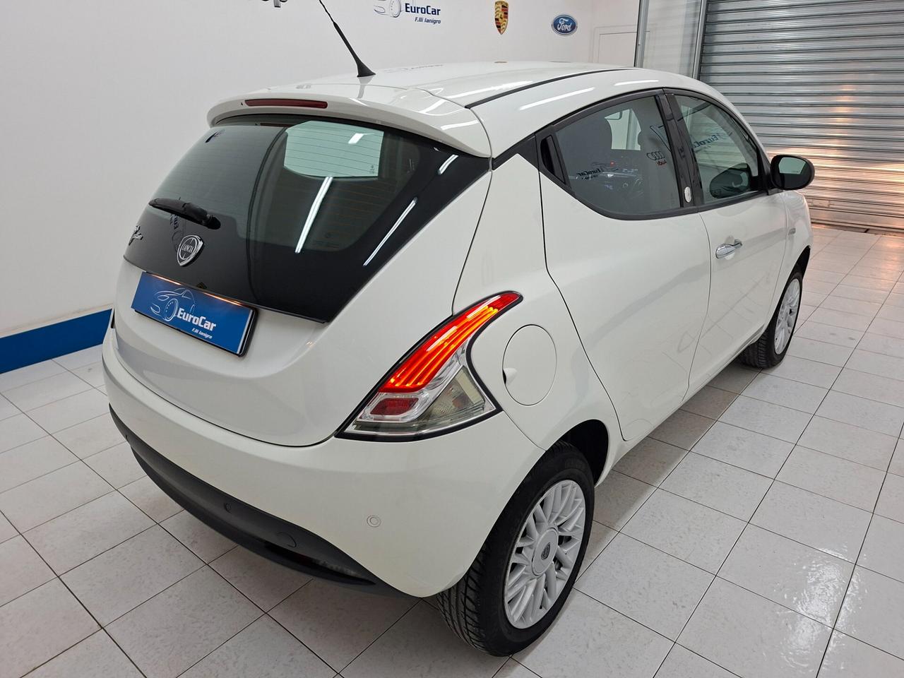 Lancia Ypsilon 0.9 TwinAir 85cv Ecochic Platinum