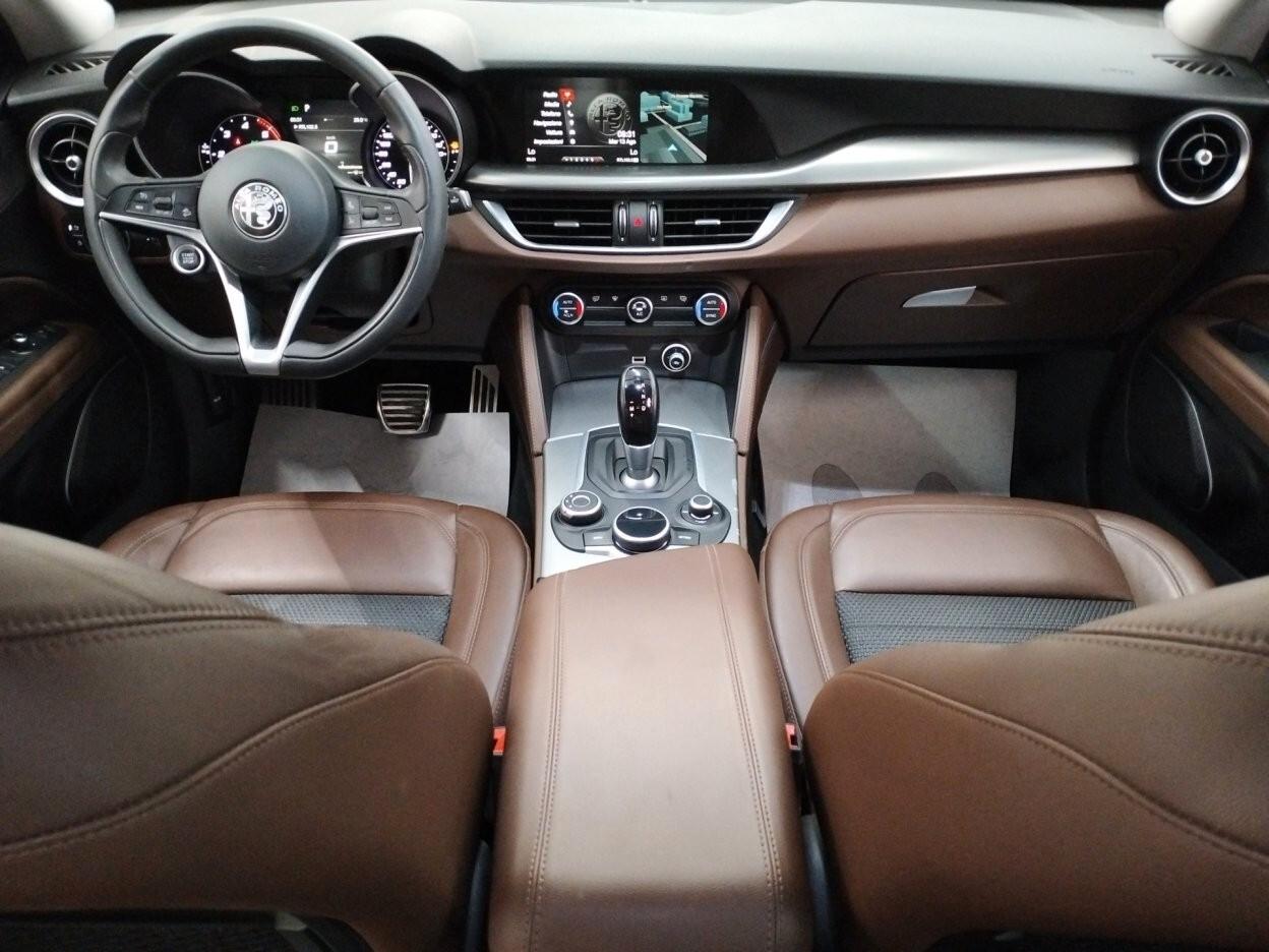 Alfa Romeo Stelvio 2.2 Turbodiesel 210 CV AT8 Q4 Super