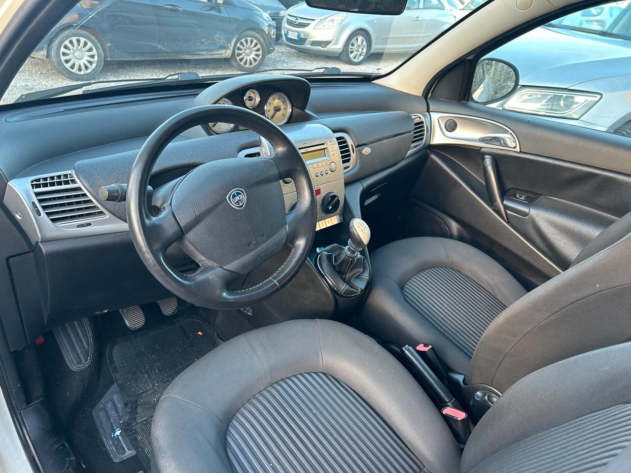 Lancia Ypsilon 1.2 Argento