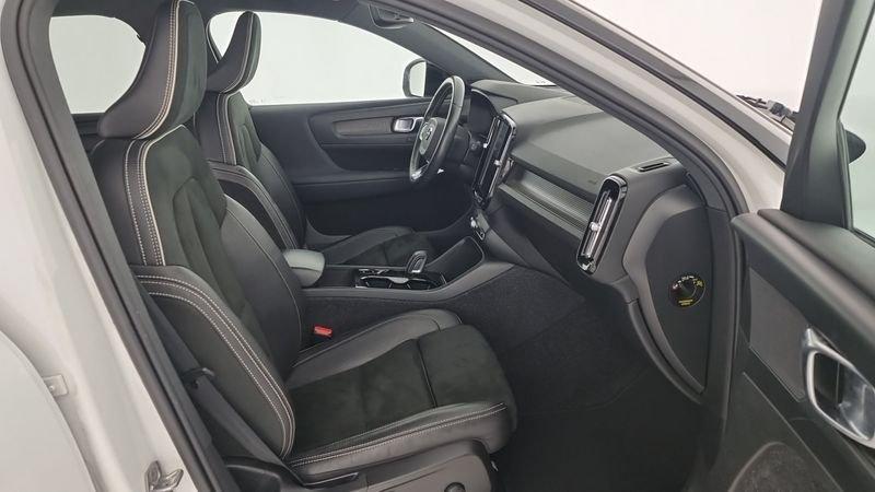 Volvo XC40 T5 Recharge Plug-in Hybrid R-design