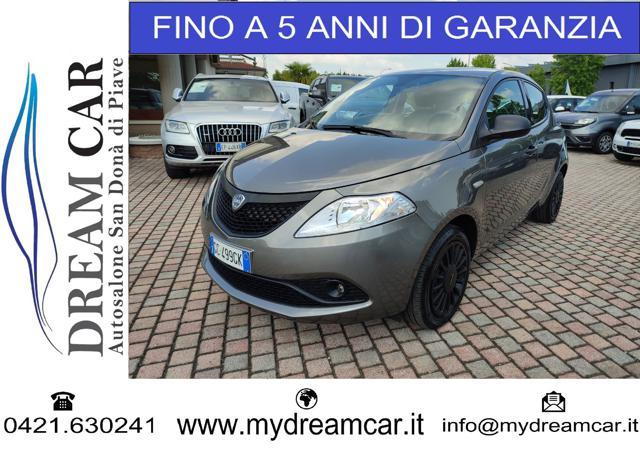 LANCIA Ypsilon 1.0 Hybrid Ecochic Silver NEOPATENTATI