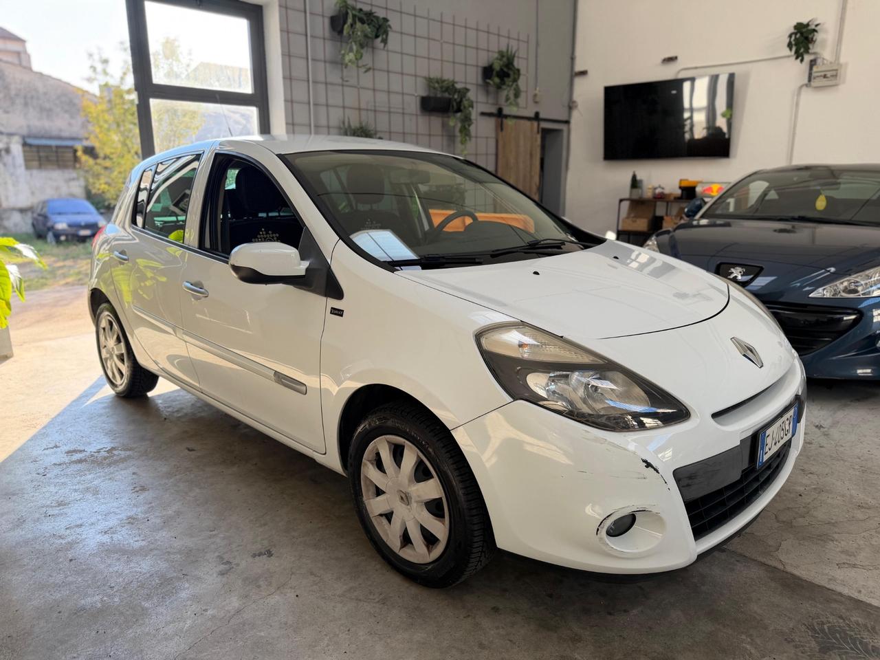 Renault Clio 1.2 16V 5 porte