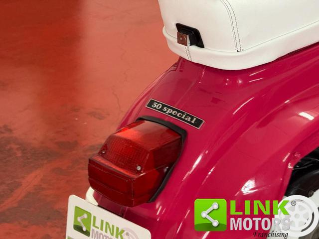 PIAGGIO Vespa 50 Special 4 marce " BARBIE STYLE "
