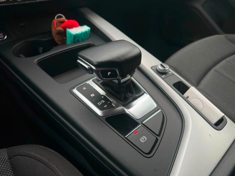 AUDI A4 5ª serie A4 Avant 35 TDI/163 CV S tron...
