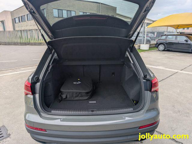 AUDI Q3 45 TFSI e S tronic Business Plug in Hybrid
