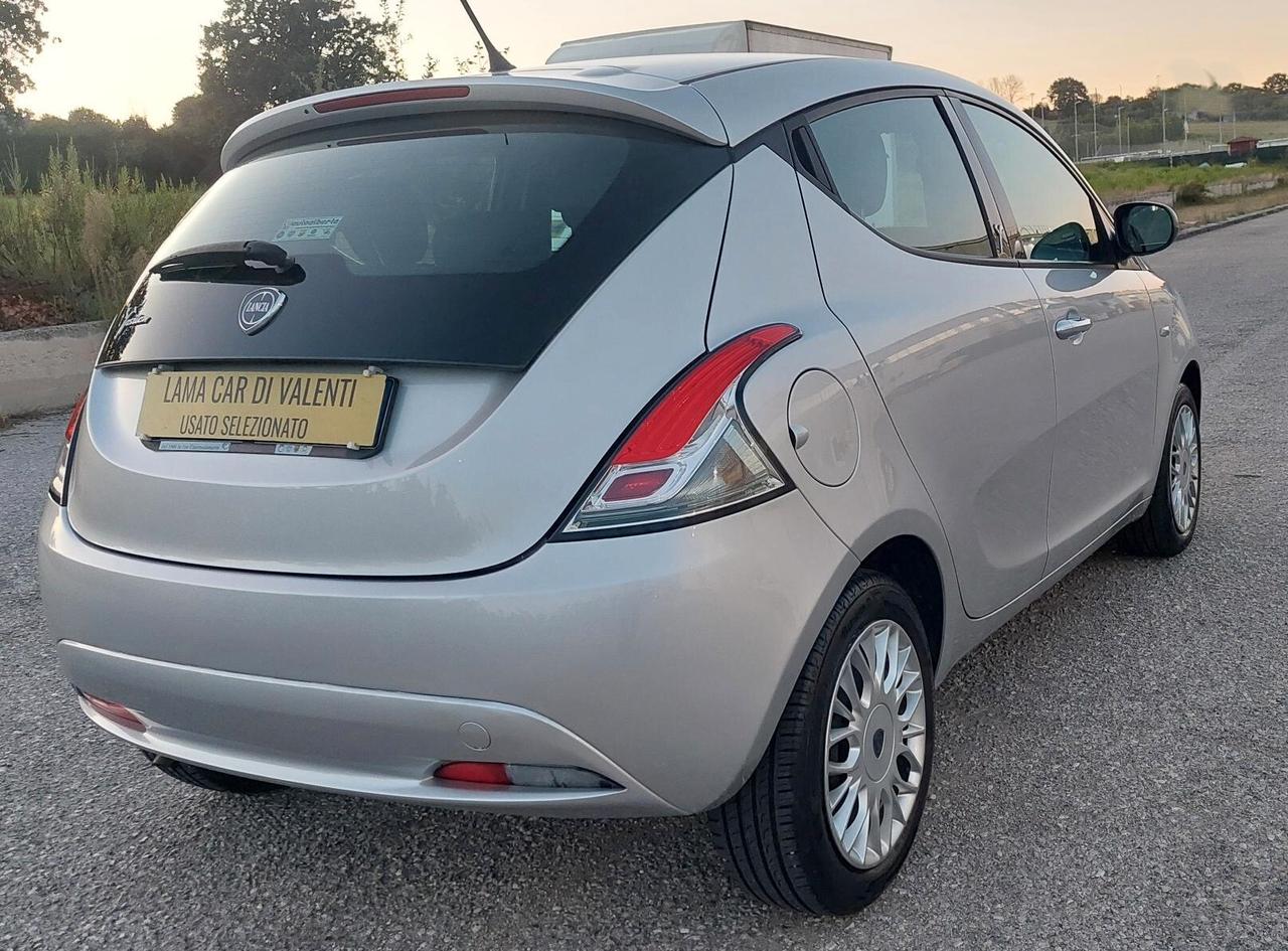 LANCIA YPSILON 1.2-UNICO PROPRIETARIO-NEOPATENTATI
