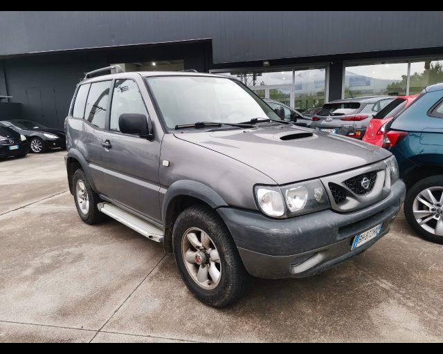 NISSAN Terrano II 2.7 Tdi 3p SE