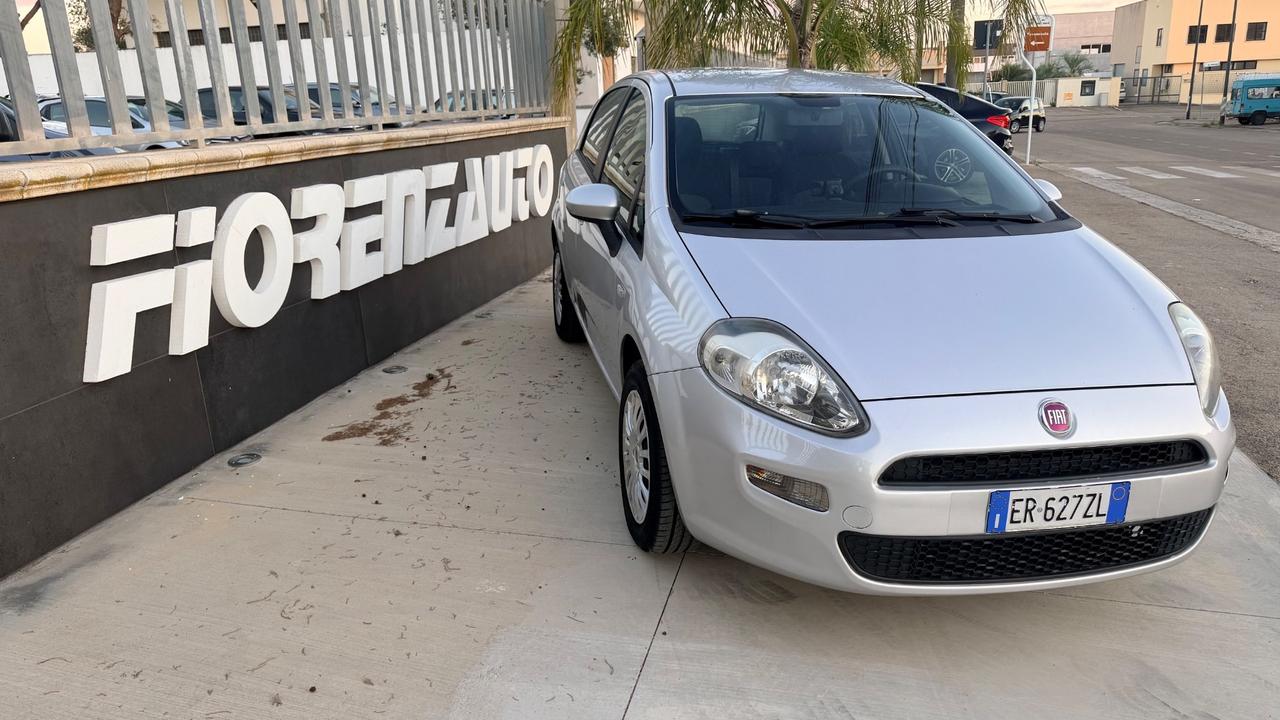 Fiat Punto 1.4 S&S 8V Dualogic 5 porte Street