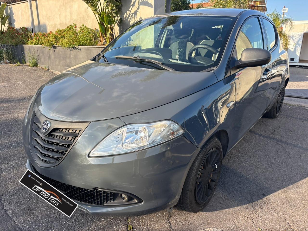 Lancia Ypsilon -2015