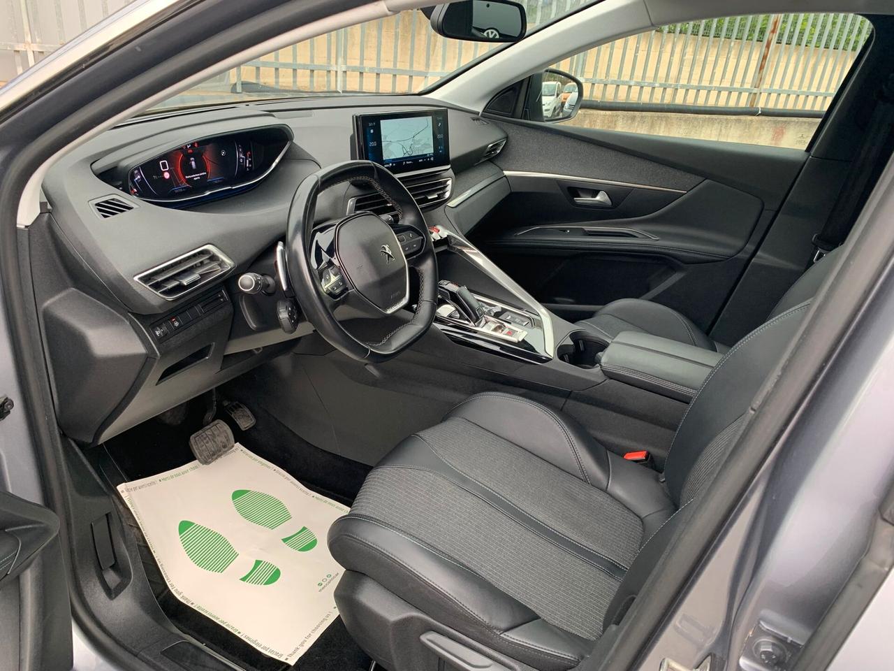 Peugeot 3008 BlueHDi 130 EAT8 Allure Pack