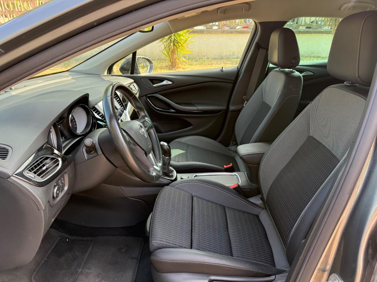 Opel Astra 1.5 CDTI 122 CV S&S 5 porte Business Elegance