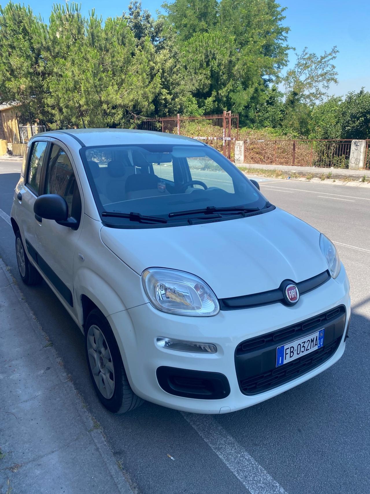 Fiat Panda Natural Power 2016 Lounge Full