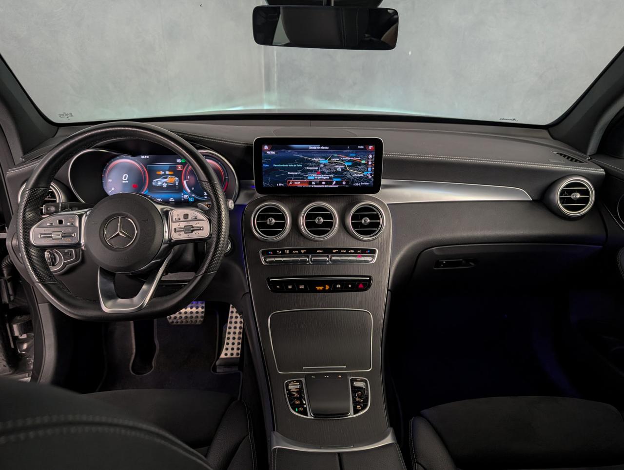 Mercedes-Benz glc coupe - c253 glc coupe 220 d premium 4matic auto 220d 4matic Automatic Premium AMG Line Coupe