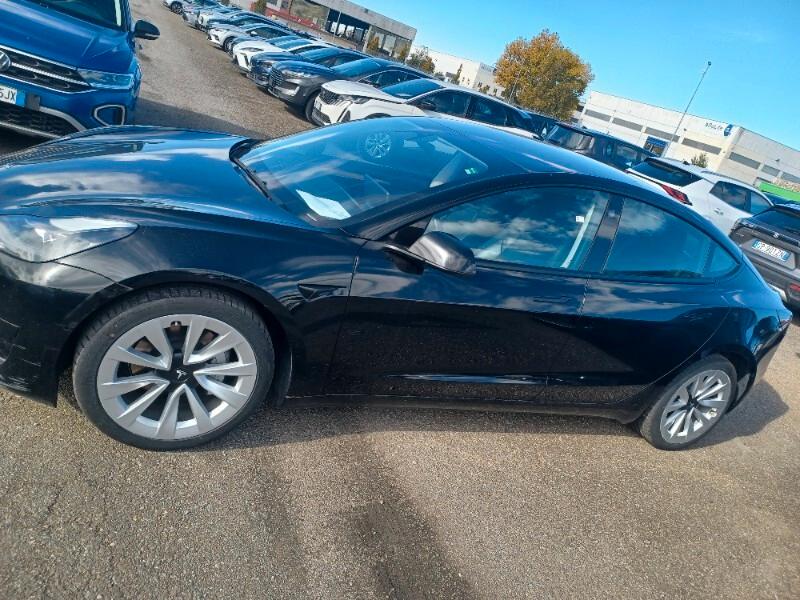 Tesla Model 3 RWD