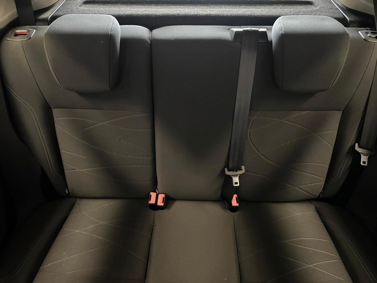 Ford Fiesta Plus adatta neopatentati