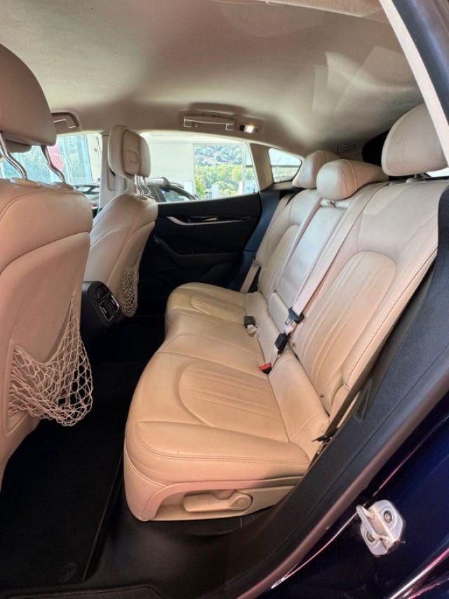 MASERATI Levante V6 Diesel 275 CV AWD Granlusso