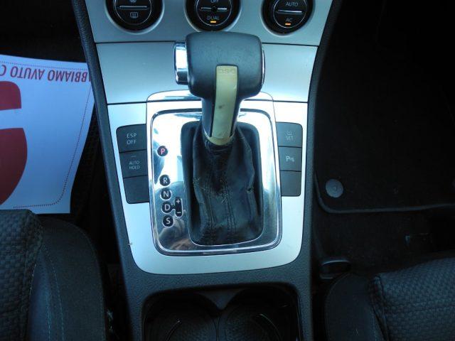VOLKSWAGEN Passat Variant 2.0 TDI DPF DSG Highline -Ok NEOPAT.- UniPROPRIET.