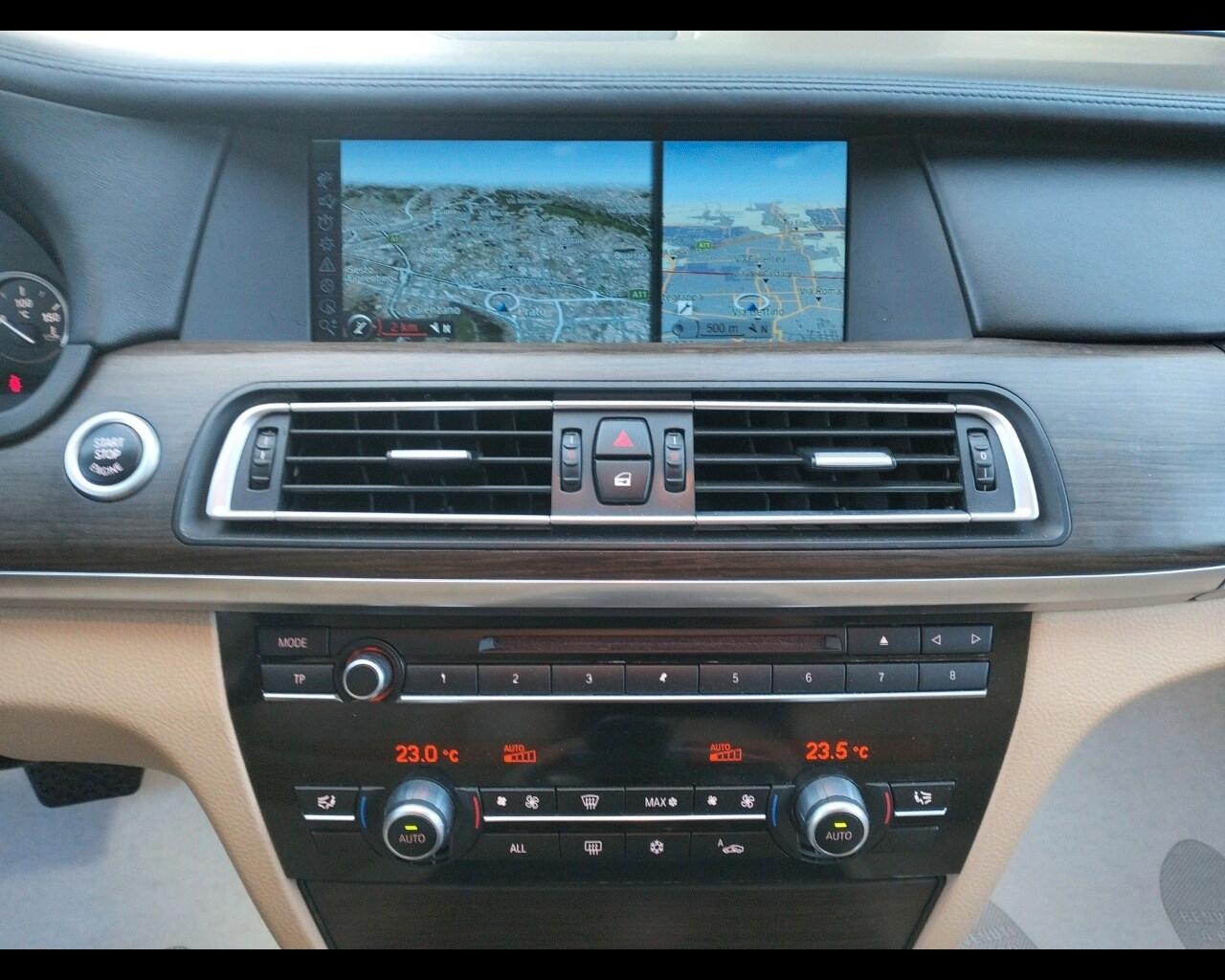 BMW Serie 7 (F01/02/04) 730d Futura