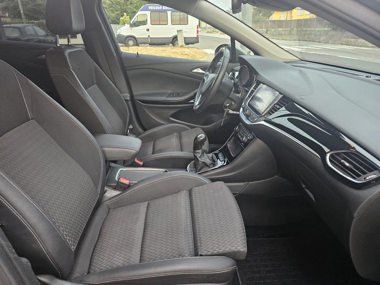 Opel Astra 1.6 CDTi 110cv S&S Sports Tourer Innovation