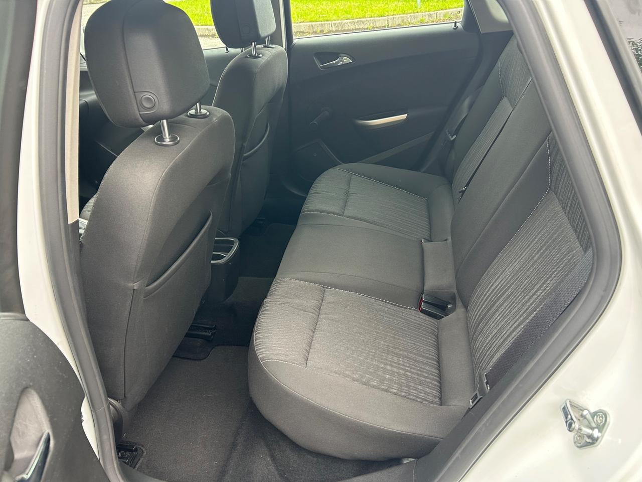 Opel Astra 1.4 100CV 5 porte Cosmo*Neo patentati *
