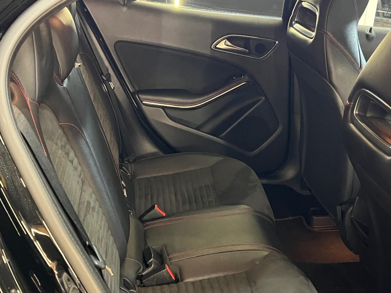 Mercedes-benz GLA 220 d Automatic 4Matic Premium