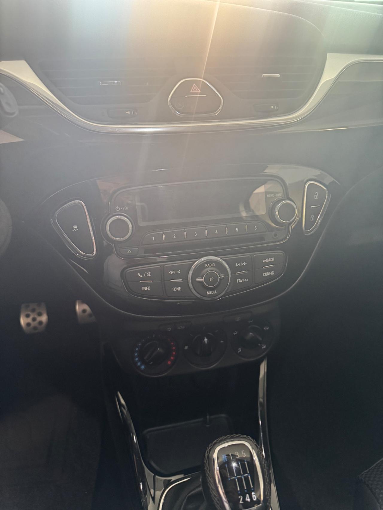 Opel Corsa 1600 turbo Coup è Grave 1 OPC