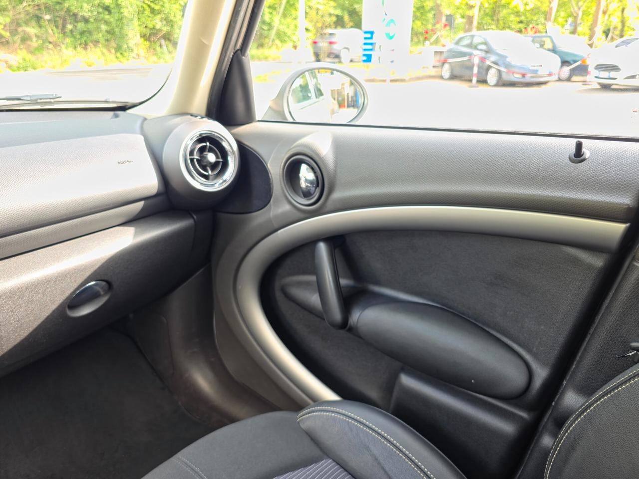 Mini Cooper D Countryman 1.6 ALL4x4 CV-111 2011-E5B Manuale