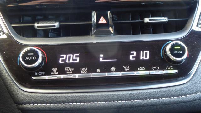 TOYOTA Corolla 1.8 Hybrid Style