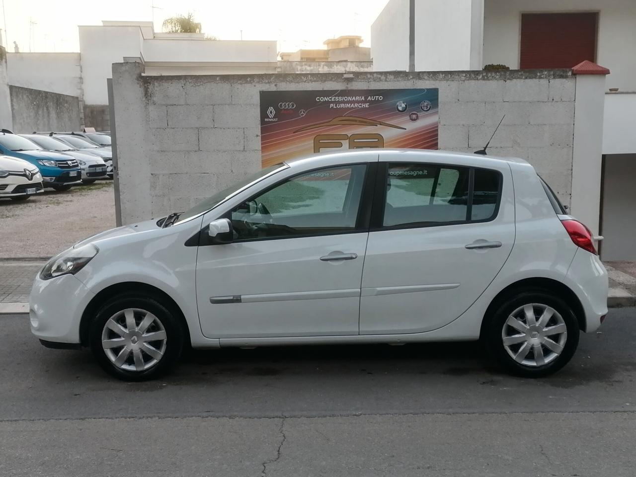 Renault Clio 1.2 75CV 5Porte NAVI KM 119.000 2011