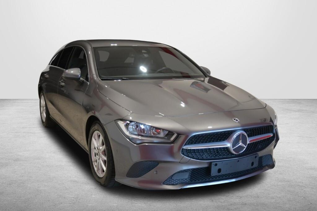 MERCEDES CLA SHOOTING BRAKE 180D AUTOM