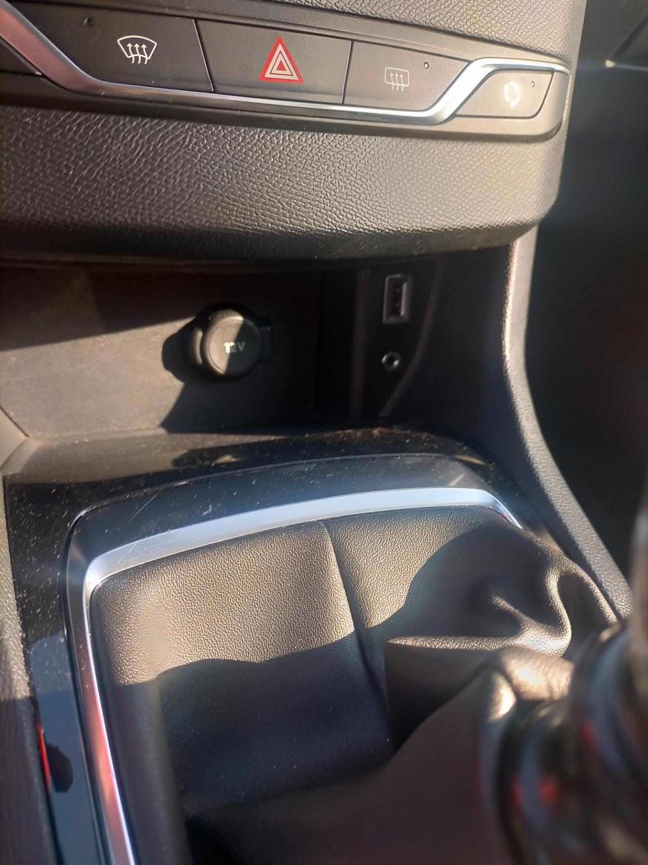Peugeot 308 BlueHDi 120 S&S SW Business