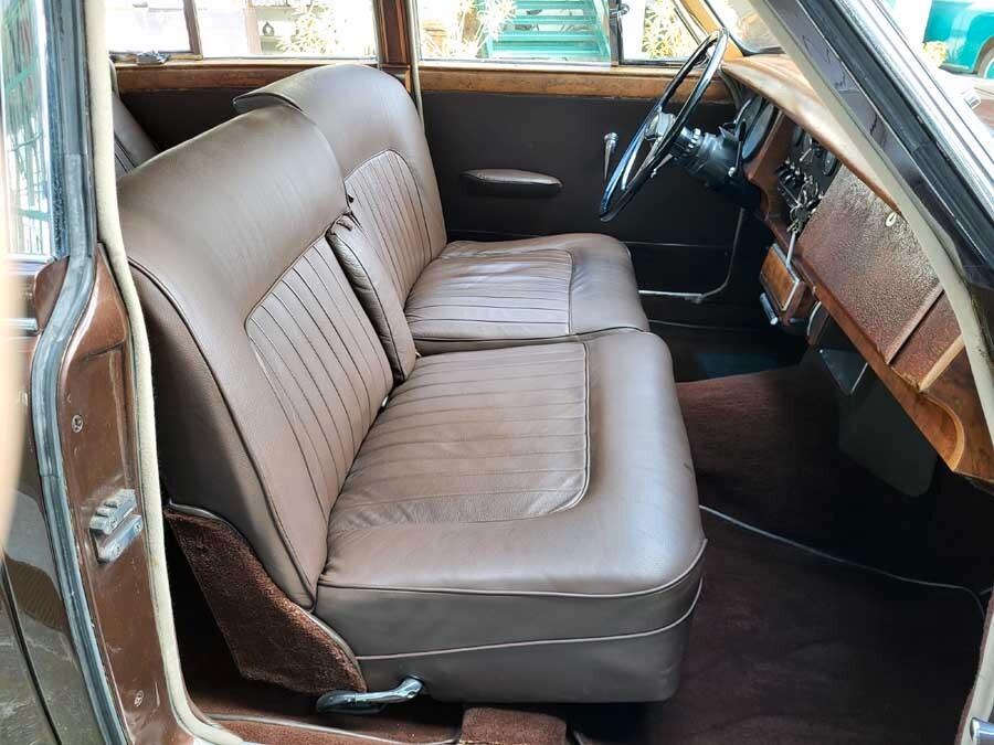 Daimler 2.5 V8 Saloon 250 – 1964