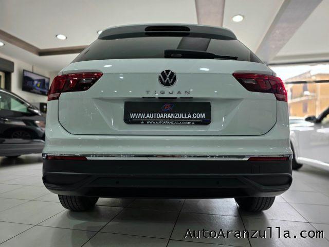 VOLKSWAGEN Tiguan 2.0 TDI 150CV SCR DSG Life - Fari Led