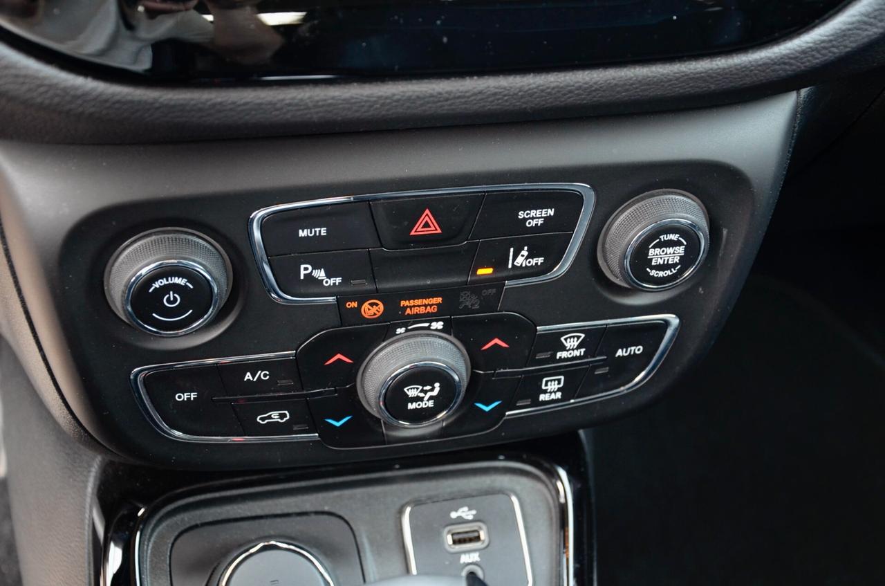 JEEP COMPASS 2.0 MJT LIMITED 4wd 140cv AUTO, UFF ITALIANA, SERVICE CON FATTURE, EURO 6B, PERMUTE