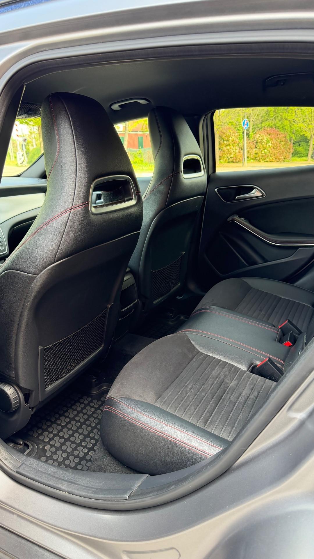 Mercedes-benz GLA 200 d Automatic 4Matic Premium